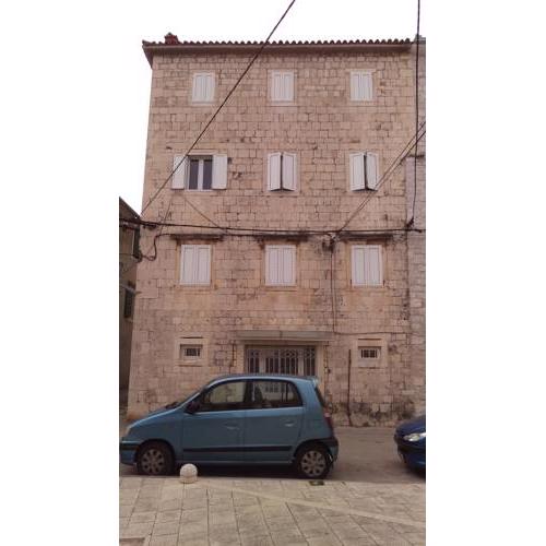 Apartments Slade - Old stone house