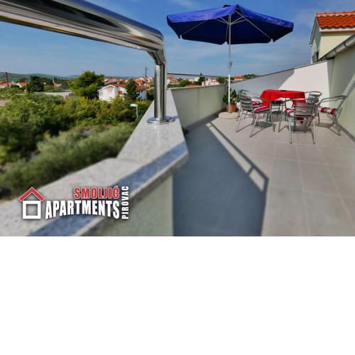Apartments Smoljic Pirovac