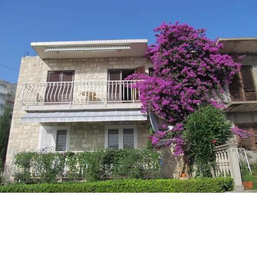 Apartments Stan - 150m from the sea