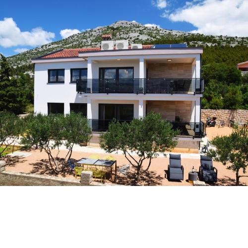 Apartments, Starigrad-Paklenica