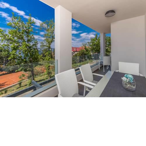 Apartments Tatjana Selce