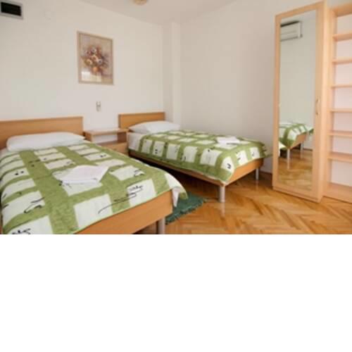 Apartments Tončica