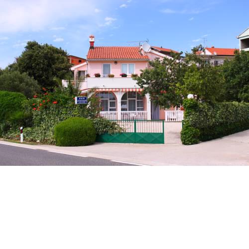 Apartments Tonka