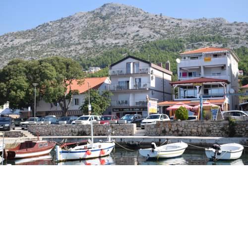 Apartments Tota