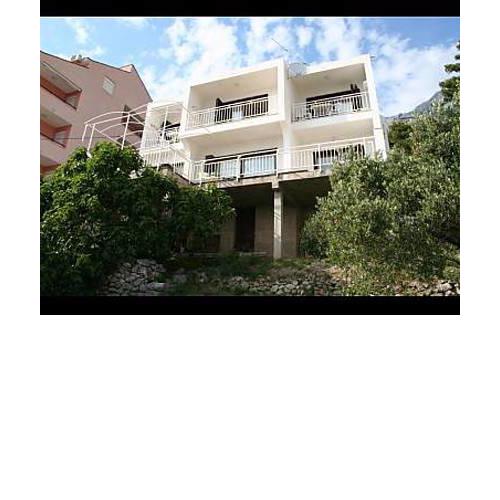 Apartments and rooms Vedra