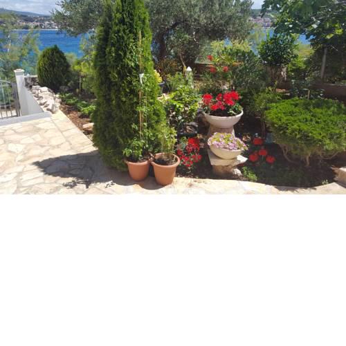 Apartments Villa Iva Alla