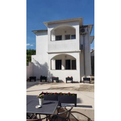 Apartments Villa Nona II