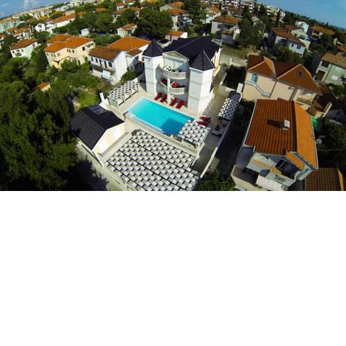 Apartments Villa Zlatko