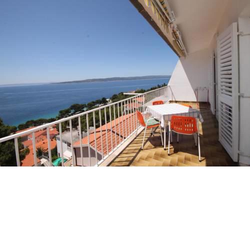 Apartments with a parking space Brela, Makarska - 6747