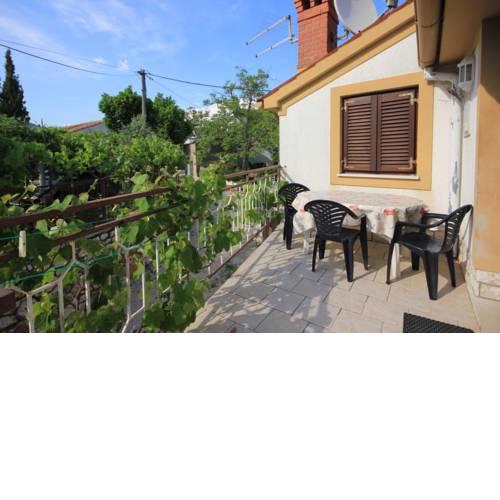 Apartments with a parking space Brsec, Opatija - 7755