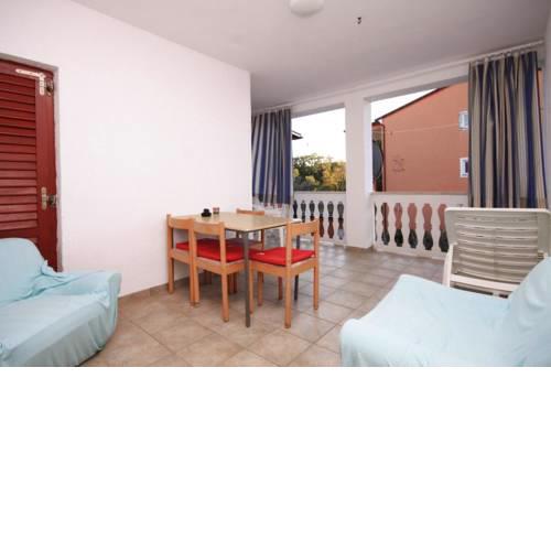 Apartments with a parking space Fazana - 7284