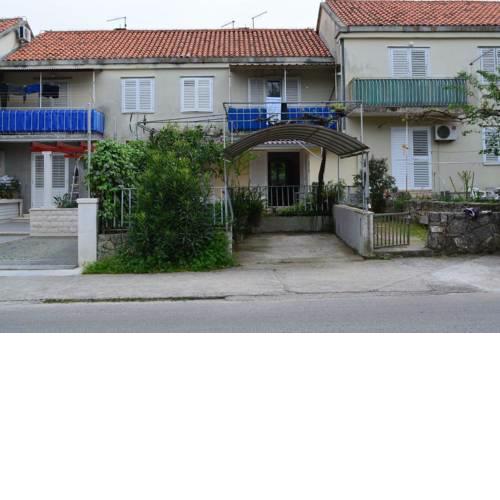 Apartments with a parking space Korcula - 11594