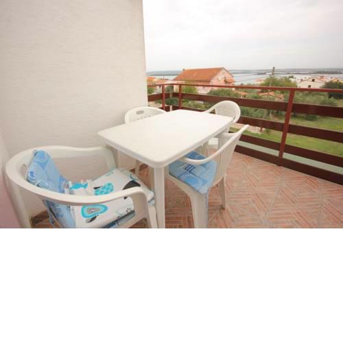 Apartments with a parking space Kraj, Pasman - 8502