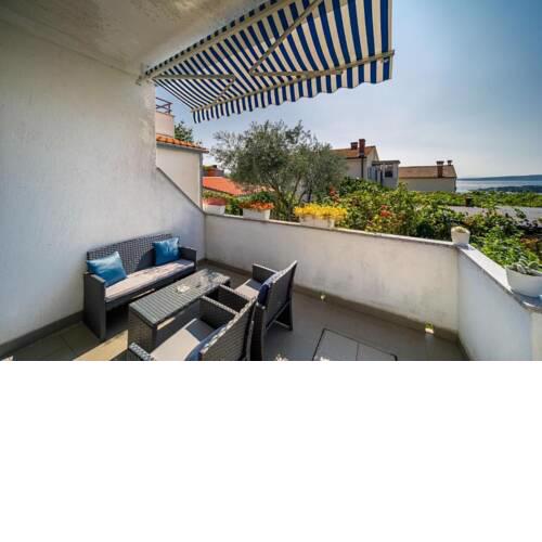 Apartments with a parking space Krk - 17897