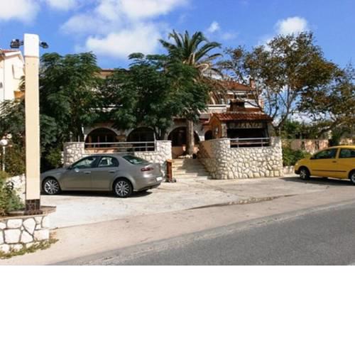 Apartments with a parking space Lopar, Rab - 14089