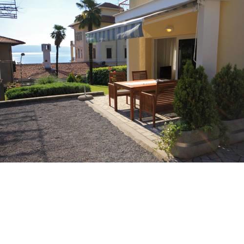 Apartments with a parking space Lovran, Opatija - 7705