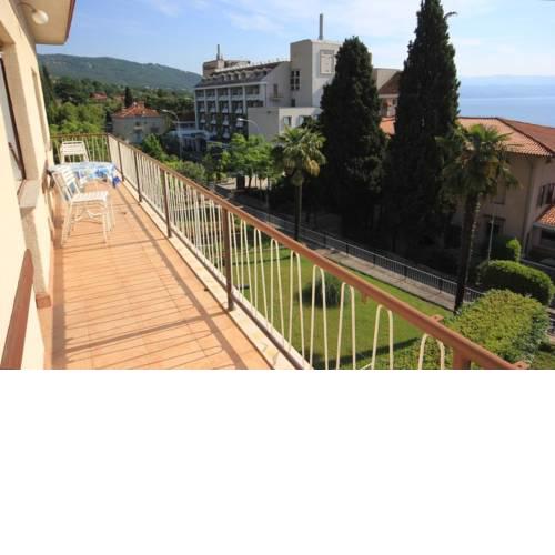 Apartments with a parking space Lovran, Opatija - 7808