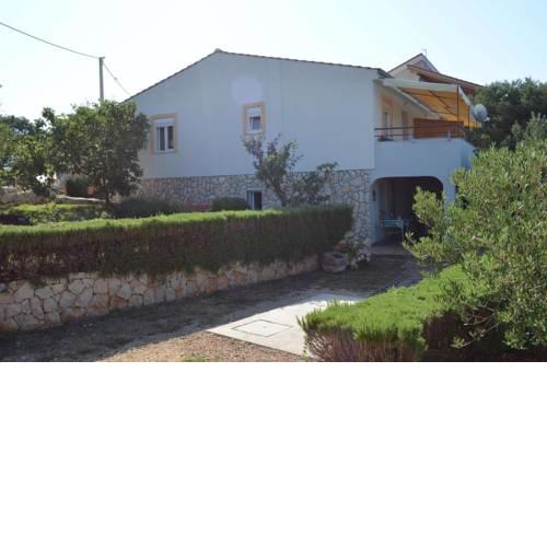 Apartments with a parking space Lun, Pag - 13022