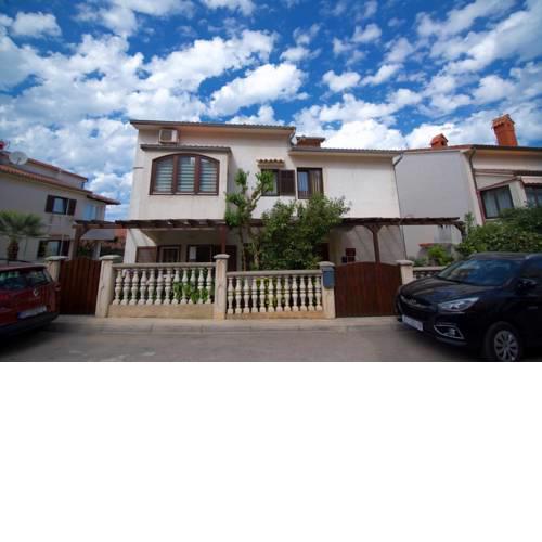 Apartments with a parking space Mali Losinj (Losinj) - 15201