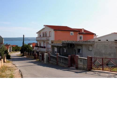 Apartments with a parking space Maslenica, Novigrad - 6572
