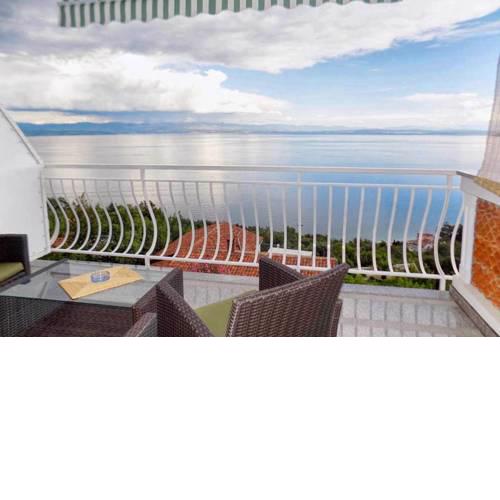 Apartments with a parking space Moscenice, Opatija - 7689