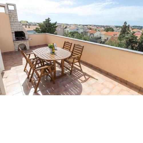 Apartments with a parking space Novalja, Pag - 17171
