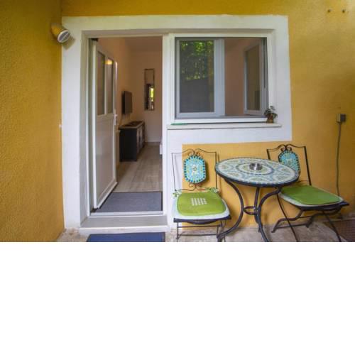 Apartments with a parking space Podgora, Makarska - 12816