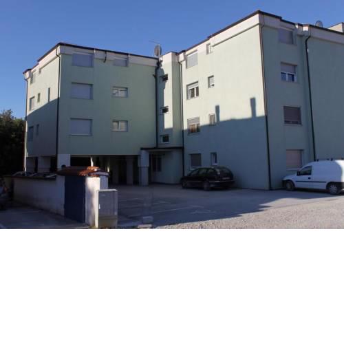 Apartments with a parking space Pula - 7178