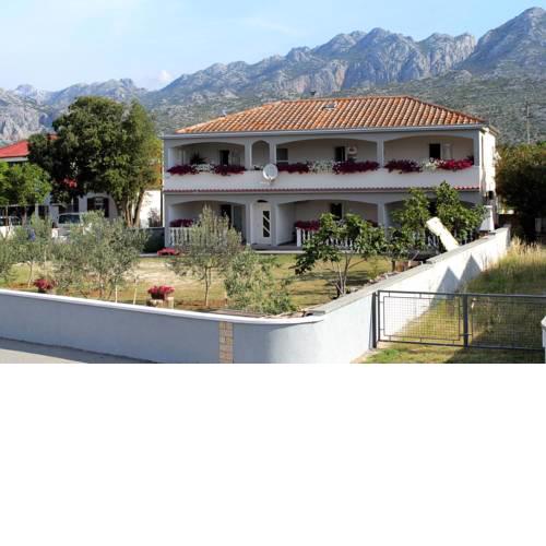 Apartments with a parking space Seline, Paklenica - 6603