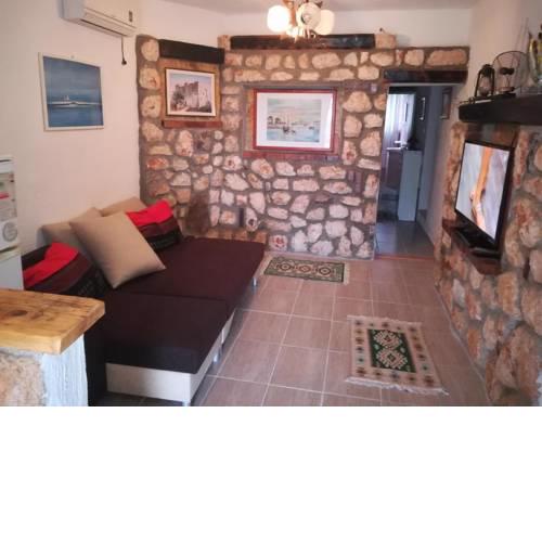 Apartments with a parking space Senj - 5571