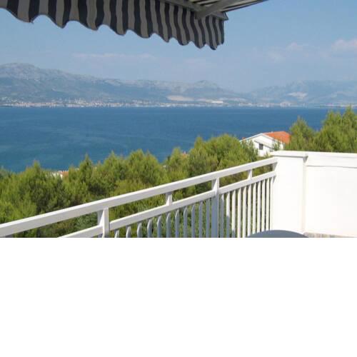 Apartments with a parking space Slatine, Ciovo - 11799