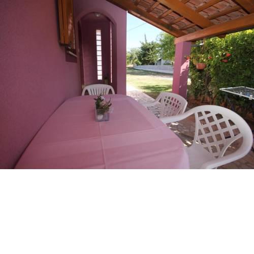 Apartments with a parking space Valbandon, Fazana - 7227