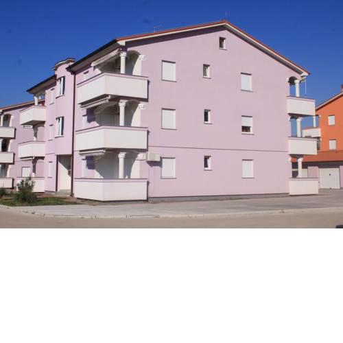 Apartments with a parking space Valbandon, Fazana - 7269