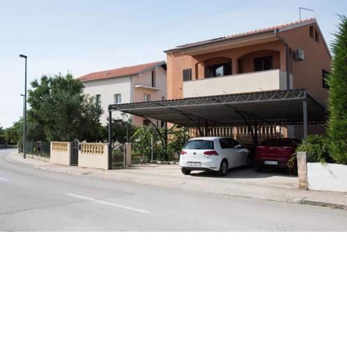 Apartments with a parking space Zadar - Diklo, Zadar - 16522