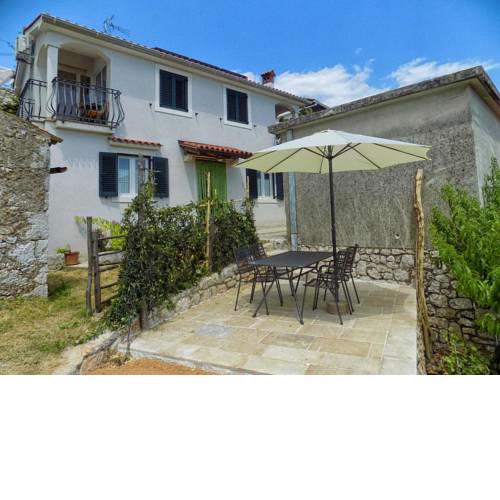 Apartments with a parking space Zagore, Opatija - 13277