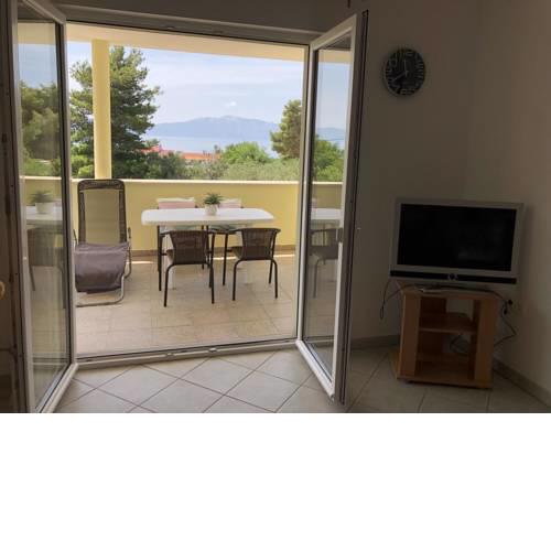 Apartments with a parking space Zaostrog, Makarska - 15656