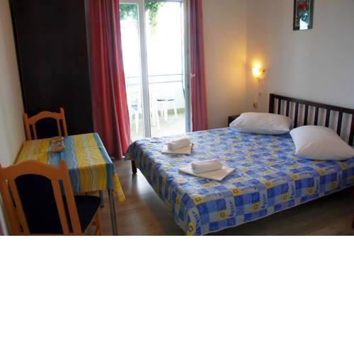Apartments with a parking space Zivogosce - Porat, Makarska - 16289