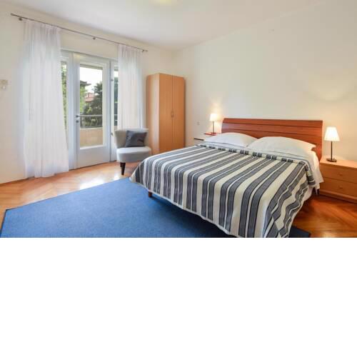 Apartments with WiFi Split - 18087