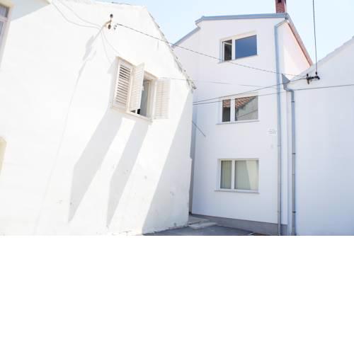 Apartments Zara