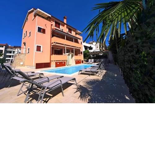 Apartments Zdjelar