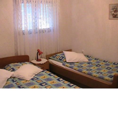Queen beach apartments Nin Sabunike - Green street I