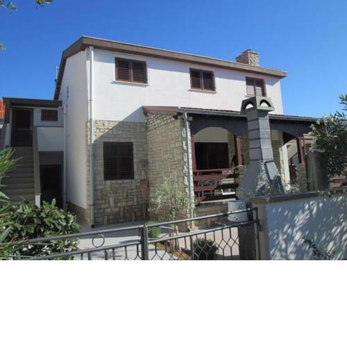 Apt Roza Pet friendly