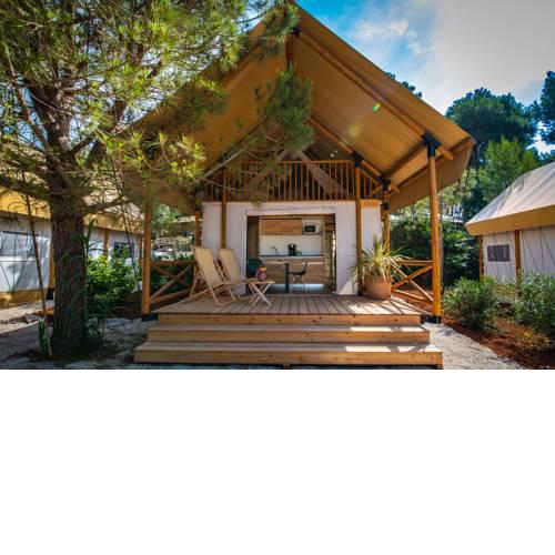 Arena One 99 Glamping