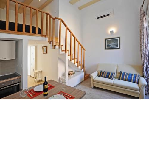 Atento Apartments