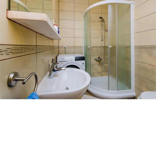 Awesome apartment in Dubrovnik w/ 2 Bedrooms