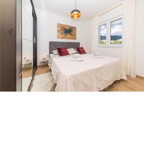 Awesome apartment in Kastel Stari w/ WiFi and 2 Bedrooms