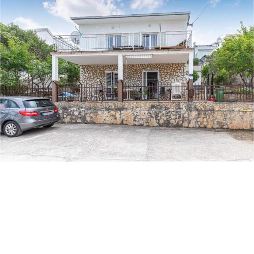 Awesome apartment in Okrug Gornji with WiFi and 2 Bedrooms