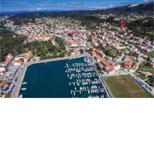 Awesome apartment in Palit with WiFi and 2 Bedrooms