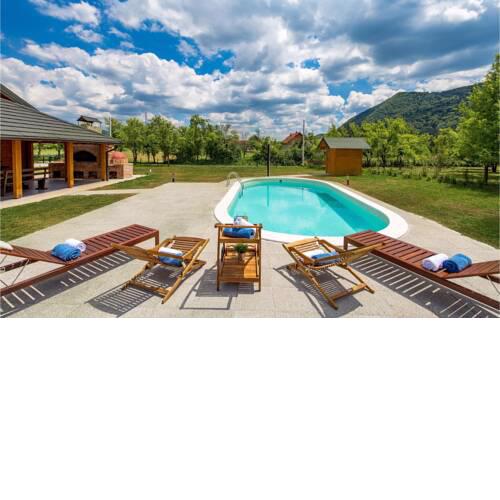 Awesome home in Otocac w/ Outdoor swimming pool and 2 Bedrooms