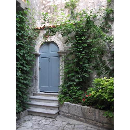 Balcony Apartment, historical centre